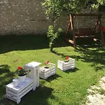 Liliom Vendeghaz 게스트하우스